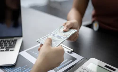 Berbagai Prosedur & Kendala Pembayaran Gaji Karyawan